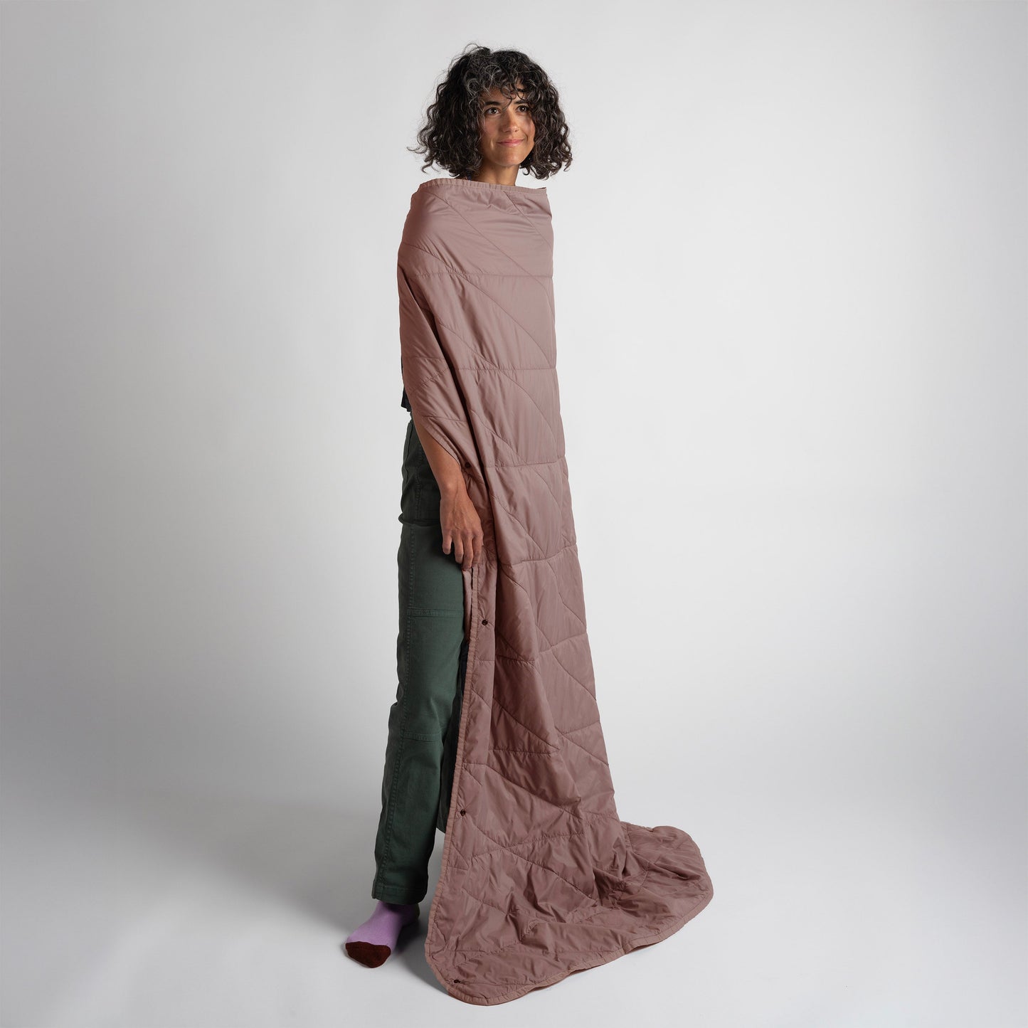 Layover™ Travel Blanket - Packable & Puffy | Quartz